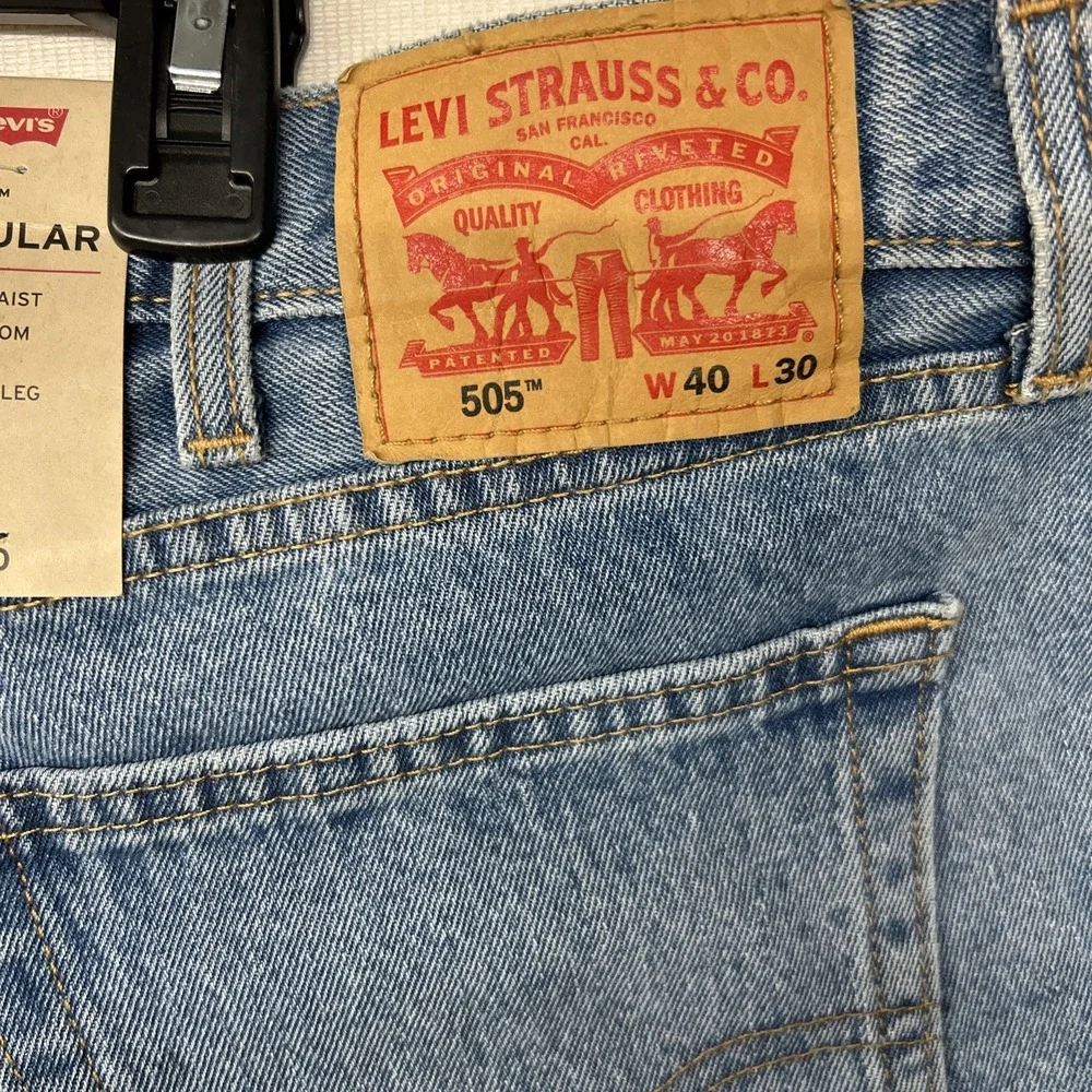 Levi's Men's NWT 505 Jean Regular Fit Straight Leg (40x30) 100% cotton